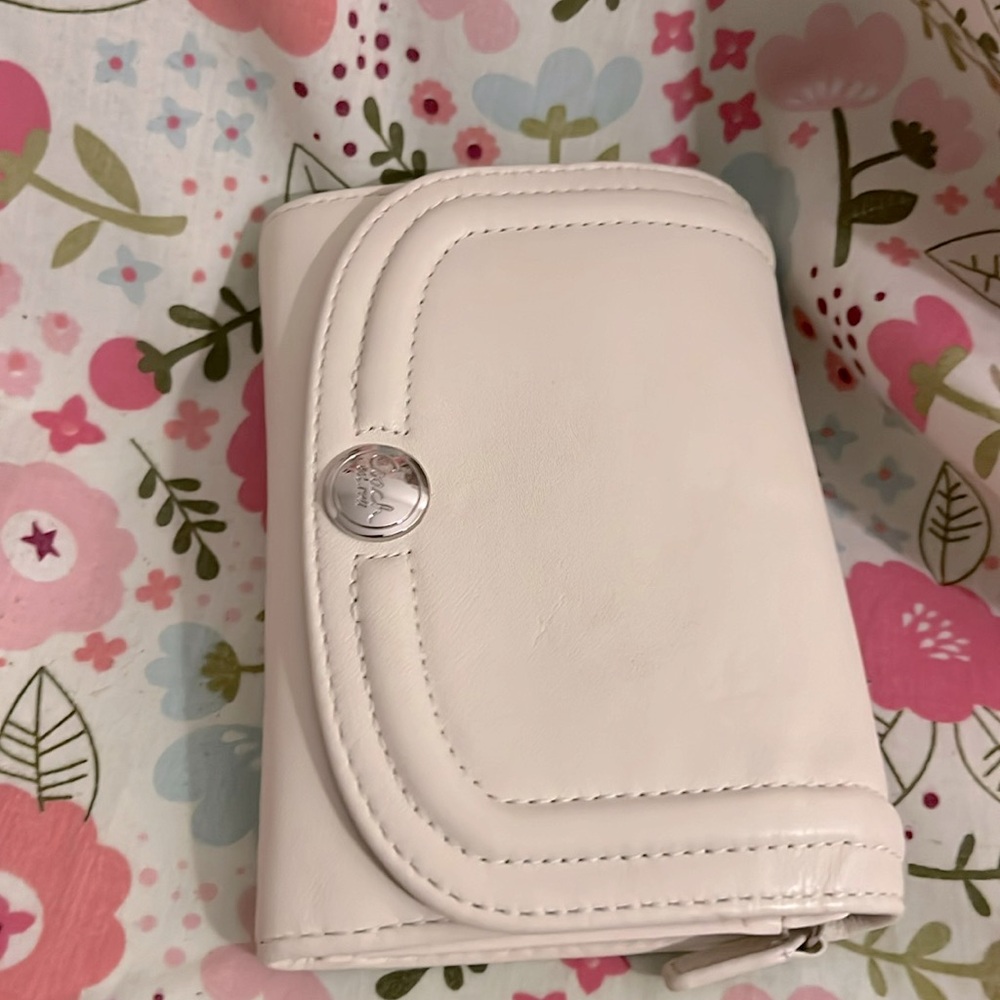 COACH brand new never use wallet